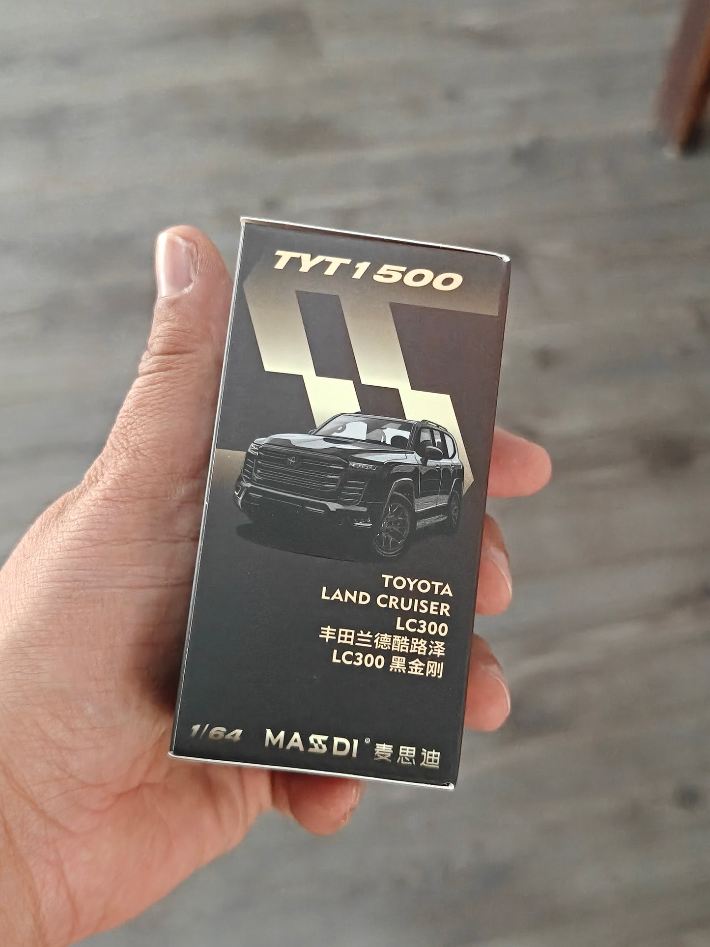Massdi Toyota Land Cruiser LC300 Black Edition