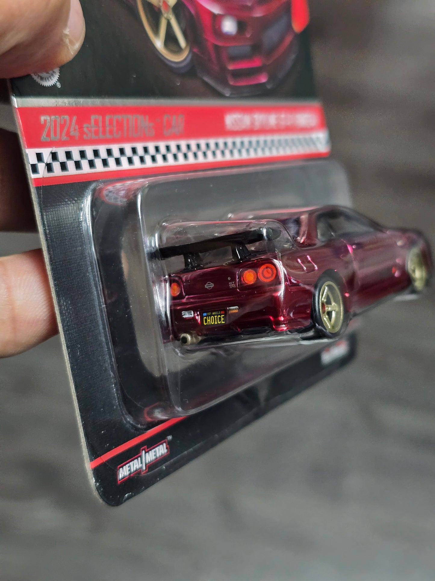 RLC Hot Wheels sELECTIONs Nissan Skyline GT-R BNR34 (Spectraflame Oxblood)