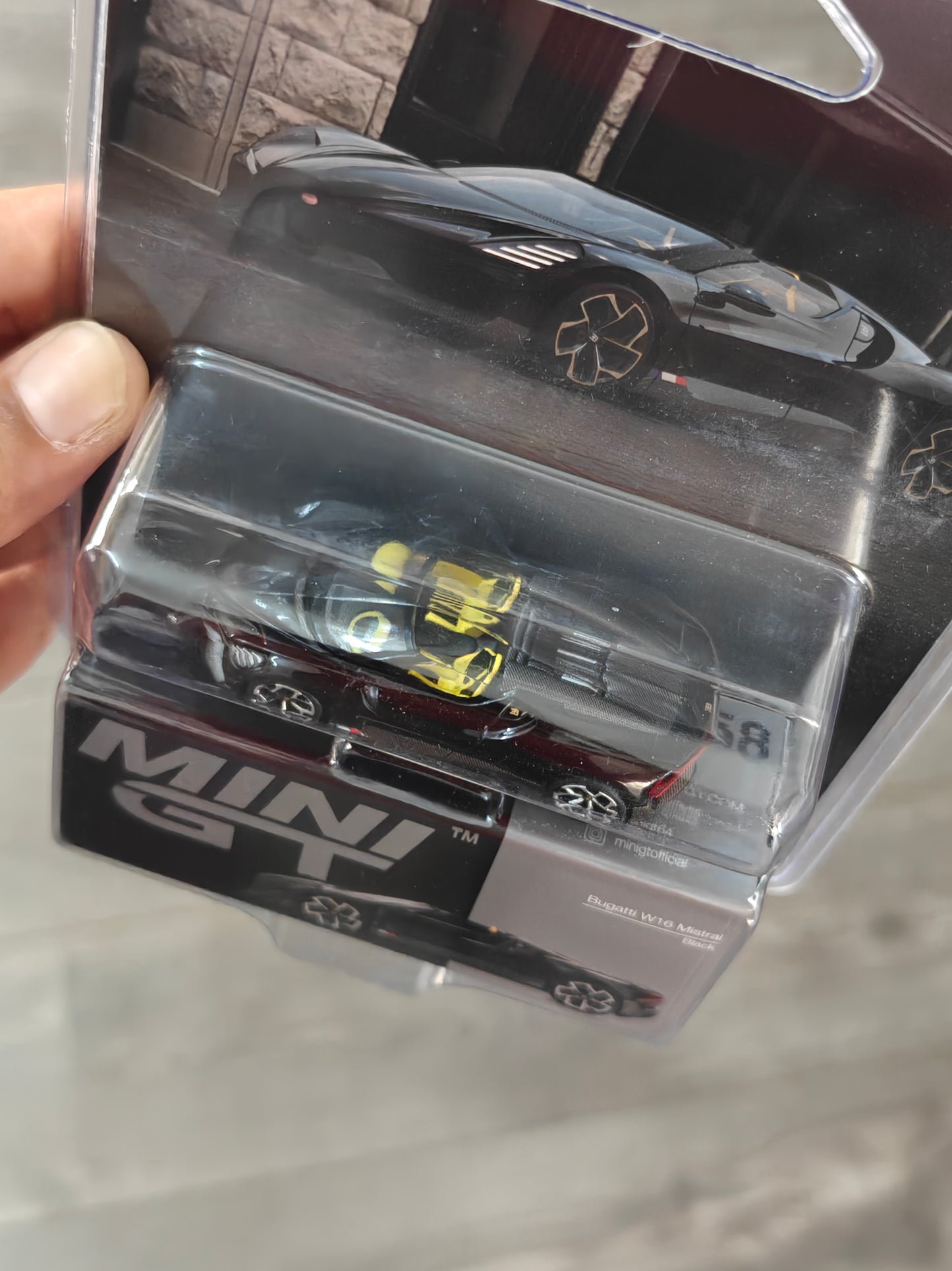 Mini GT Bugatti W16 Mistral (Black)