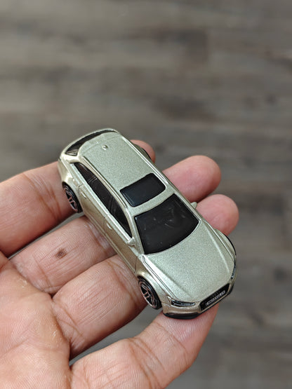 Hot Wheels Audi RS6 Avant - Gold (Uncarded)