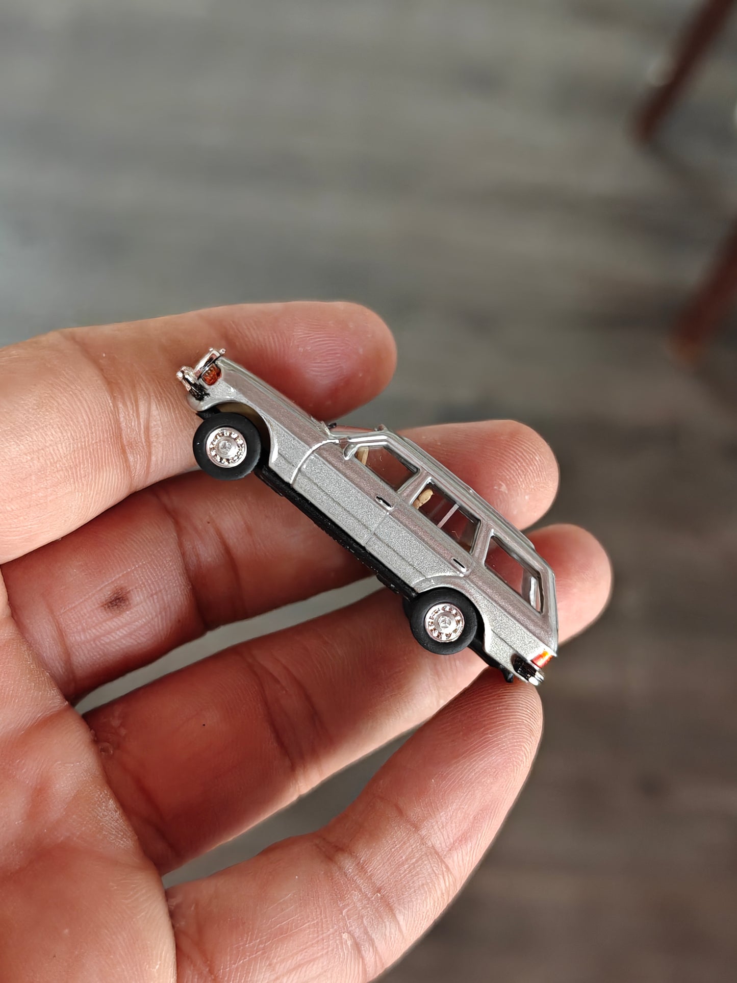 Schuco Mercedes-Benz W123 Wagon - Silver (Uncarded)