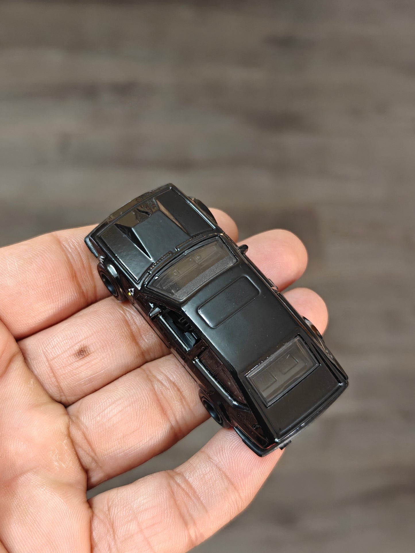 Premium Hot Wheels Alfa Romeo GTV6 3.0 CHASE 0/5 (Uncarded - With Card)