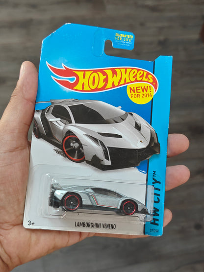 Hot Wheels Lamborghini Veneno - Silver (Imported)