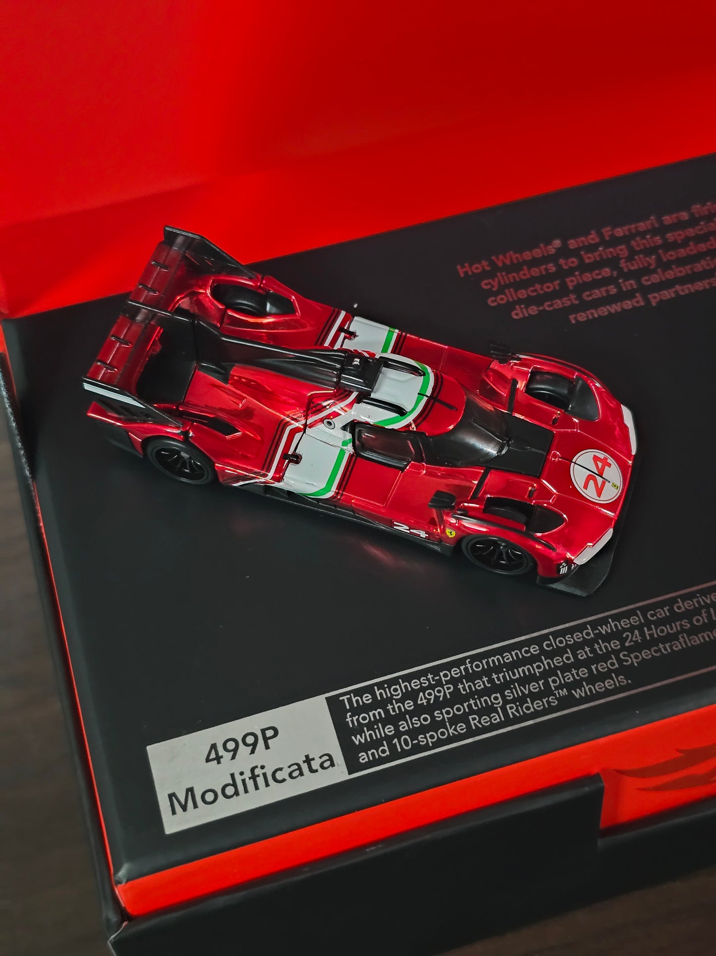 Hot Wheels x Ferrari Heritage Set - The Ultimate Ferrari Dream Garage