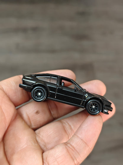 Premium Hot Wheels Alfa Romeo GTV6 3.0 CHASE 0/5 (Uncarded - With Card)