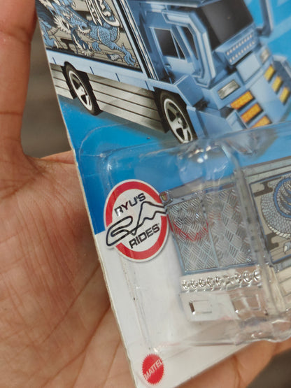 Hot Wheels Raijin Express - Ryu's Rides (Creased Card - Imported)