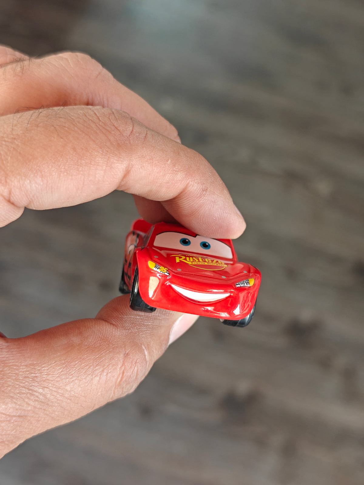 Tomica Disney Pixar 'Lighting McQueen' C-01 (Open Box)