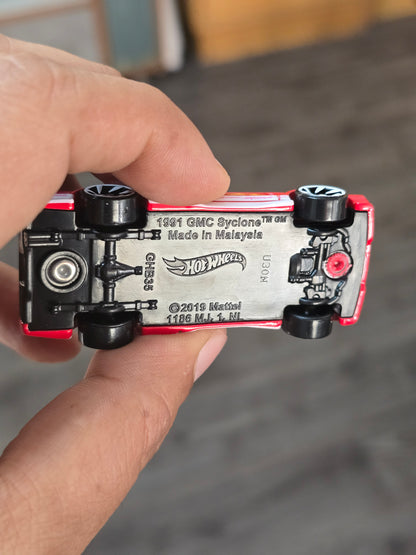 Hot Wheels 1991 GMC Syclone - Red With White Graphics (Uncarded - New)