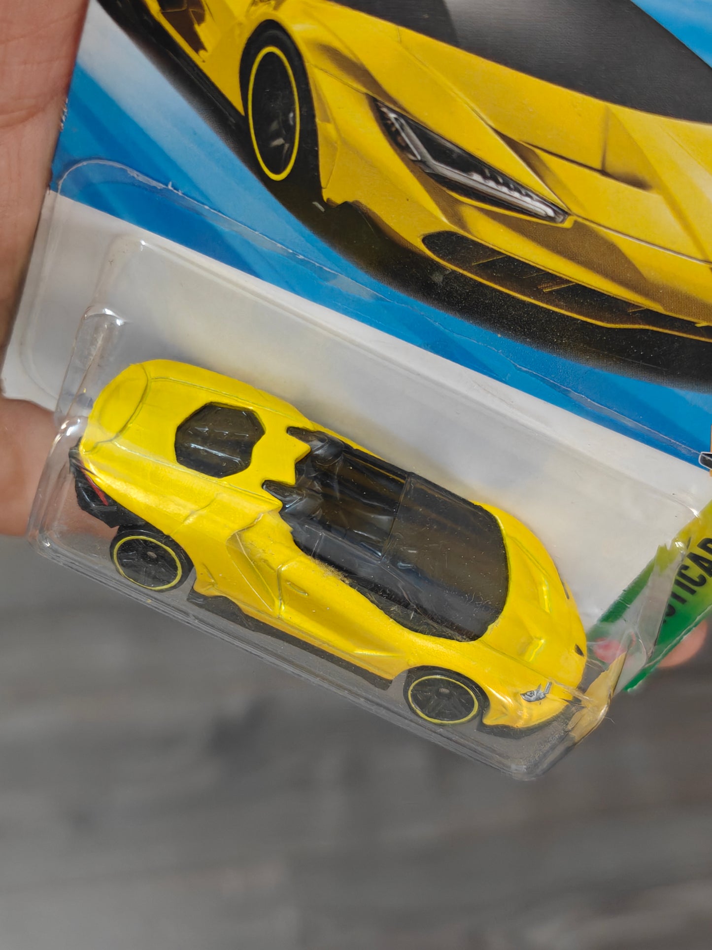 Hot Wheels Lamborghini Centenario Roadster - Yellow (Imported)