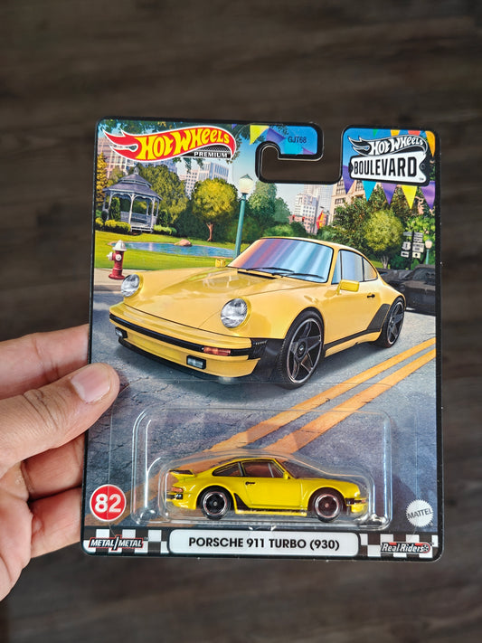 Premium Hot Wheels Porsche 911 Turbo (930) - Boulevard 82 (Imported)