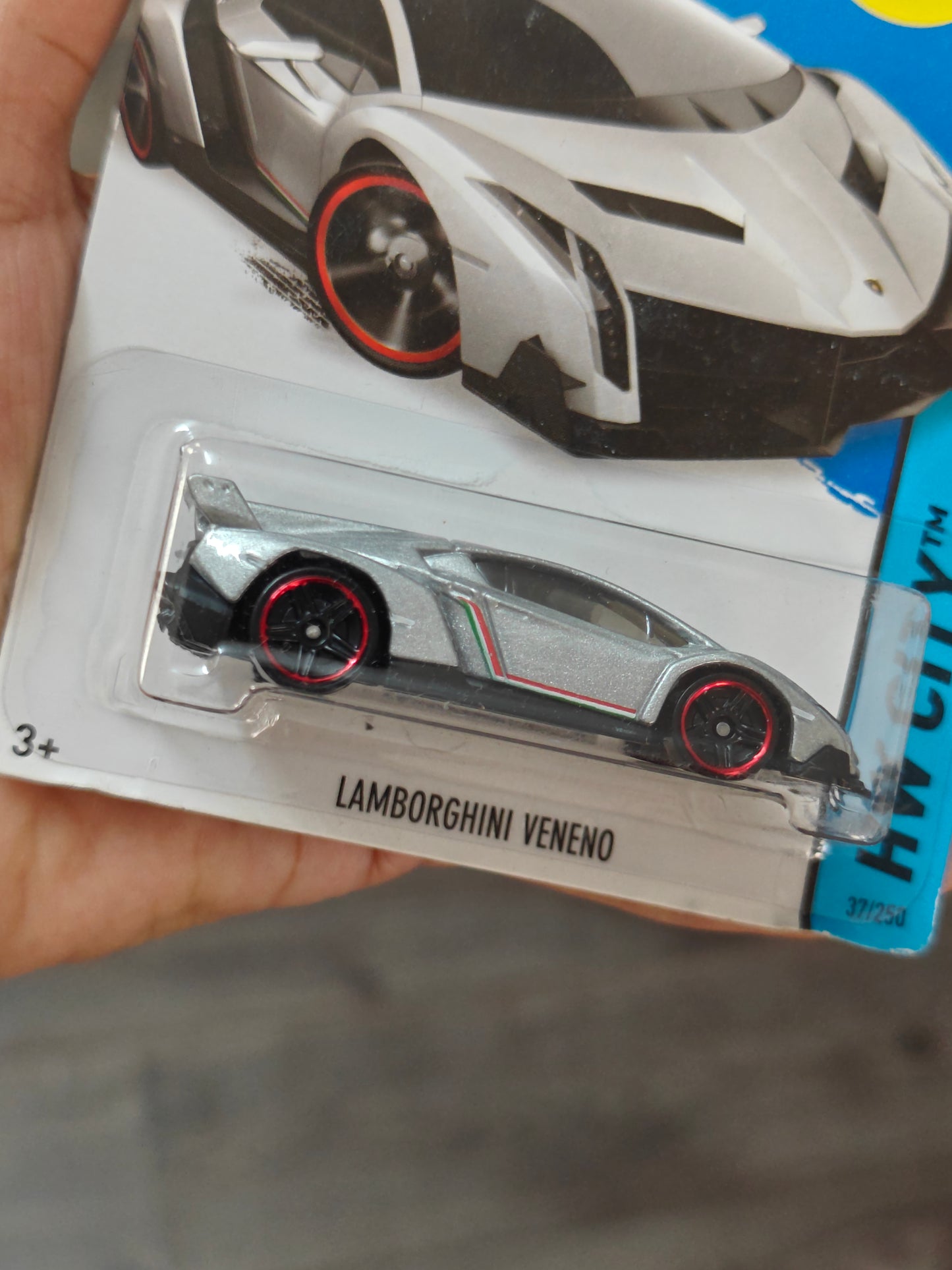 Hot Wheels Lamborghini Veneno - Silver (Imported)