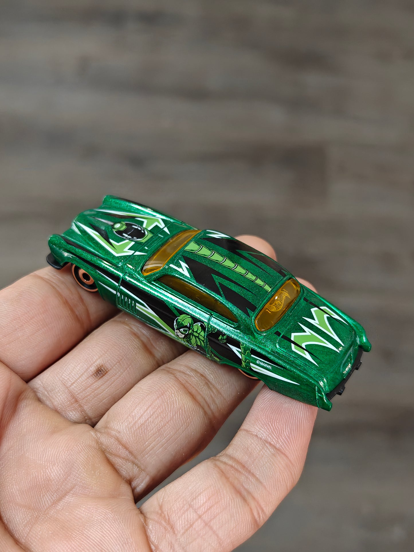 Hot Wheels Marvel Spider-Man Fish'd & Chip'd (Uncarded - New)