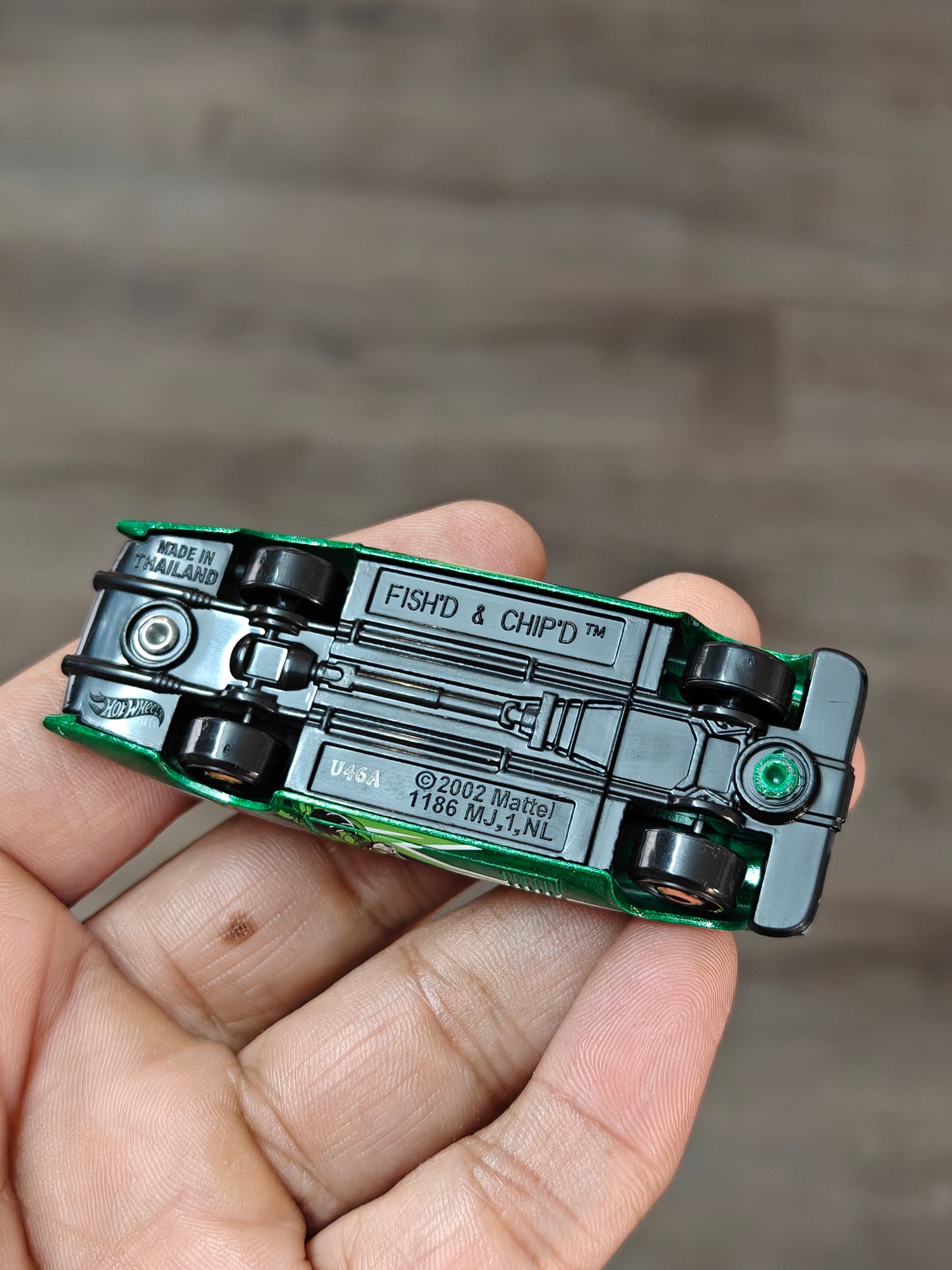 Hot Wheels Marvel Spider-Man Fish'd & Chip'd (Uncarded - New)