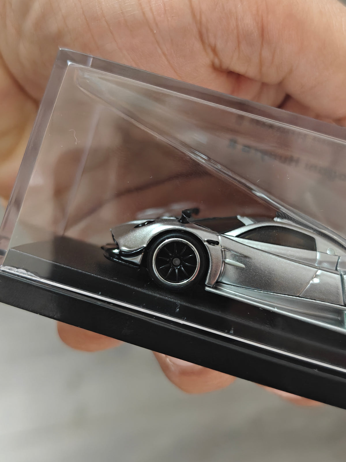 RLC Hot Wheels 2021 Pagani Huayra R (Pearl Silver)