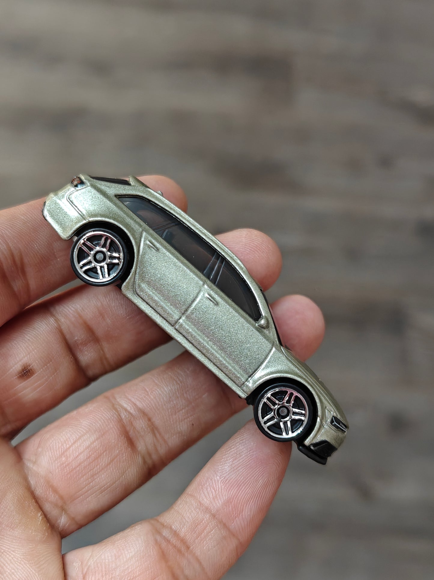 Hot Wheels Audi RS6 Avant - Gold (Uncarded)