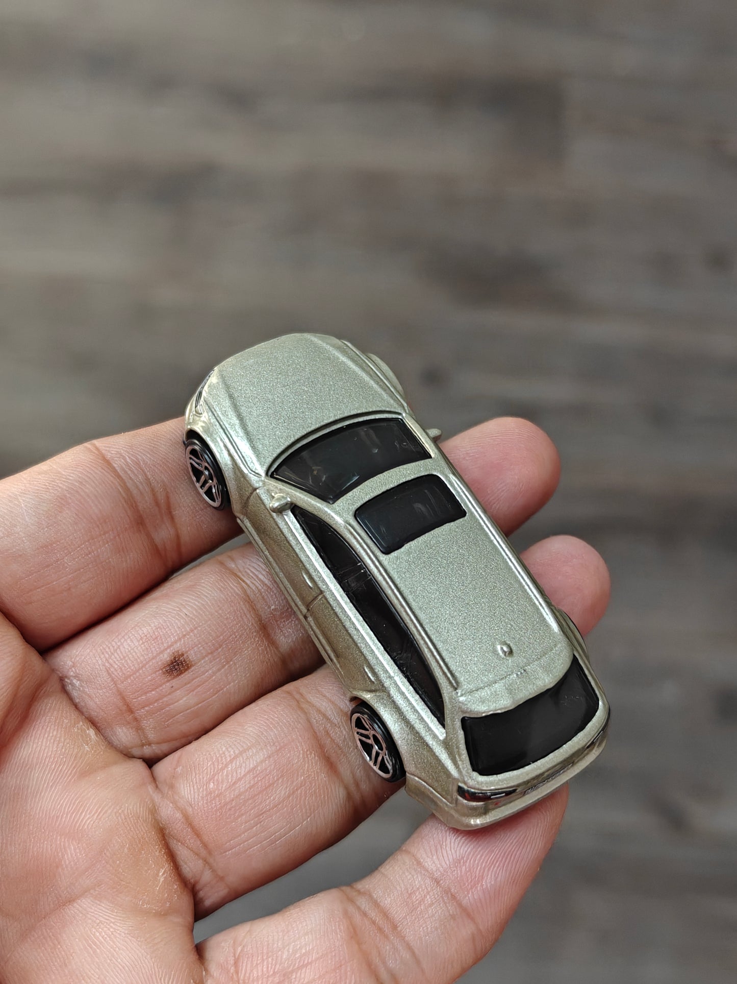 Hot Wheels Audi RS6 Avant - Gold (Uncarded)
