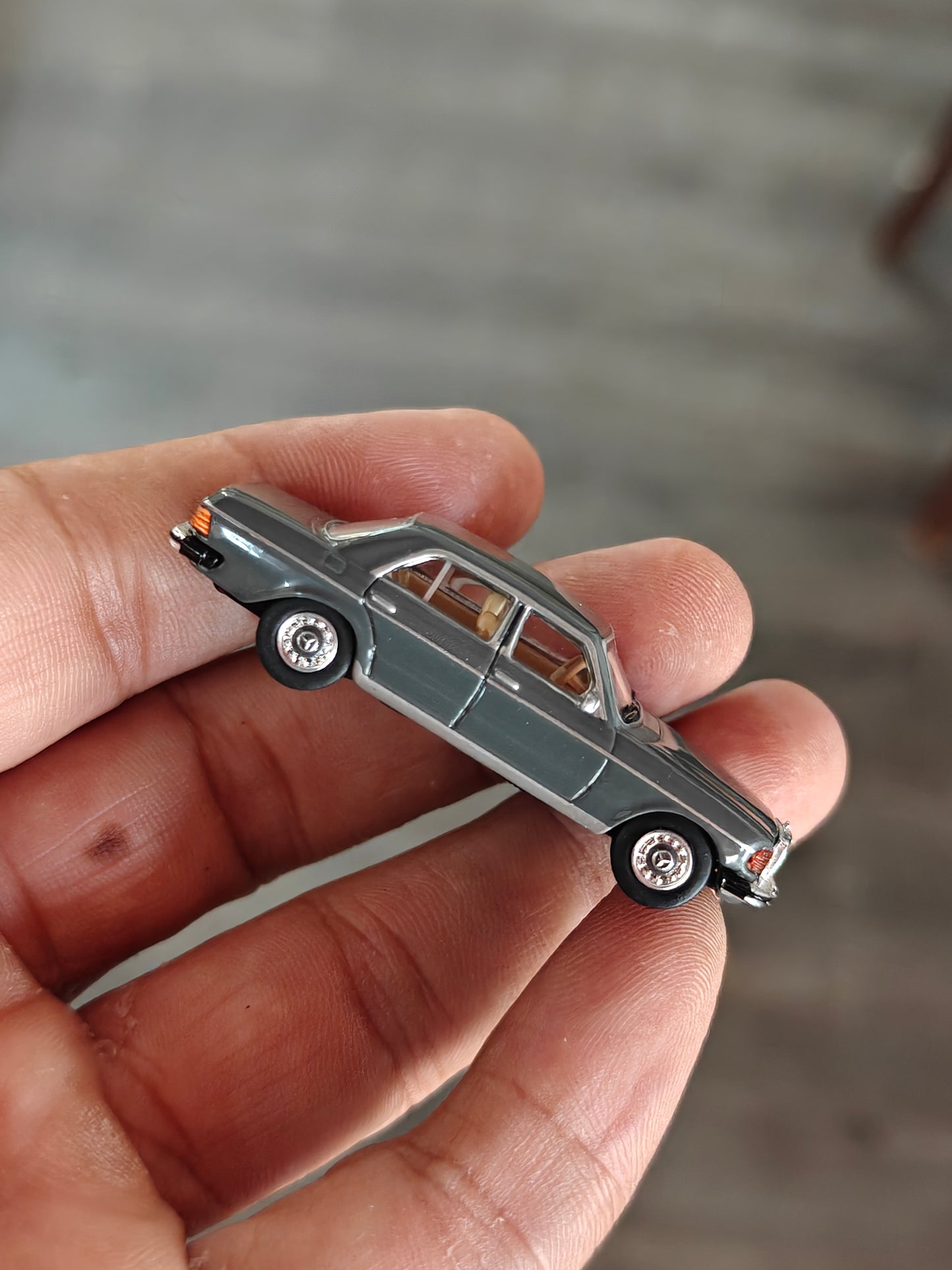 Schuco Mercedes-Benz W123 Sedan - Grey (Uncarded)
