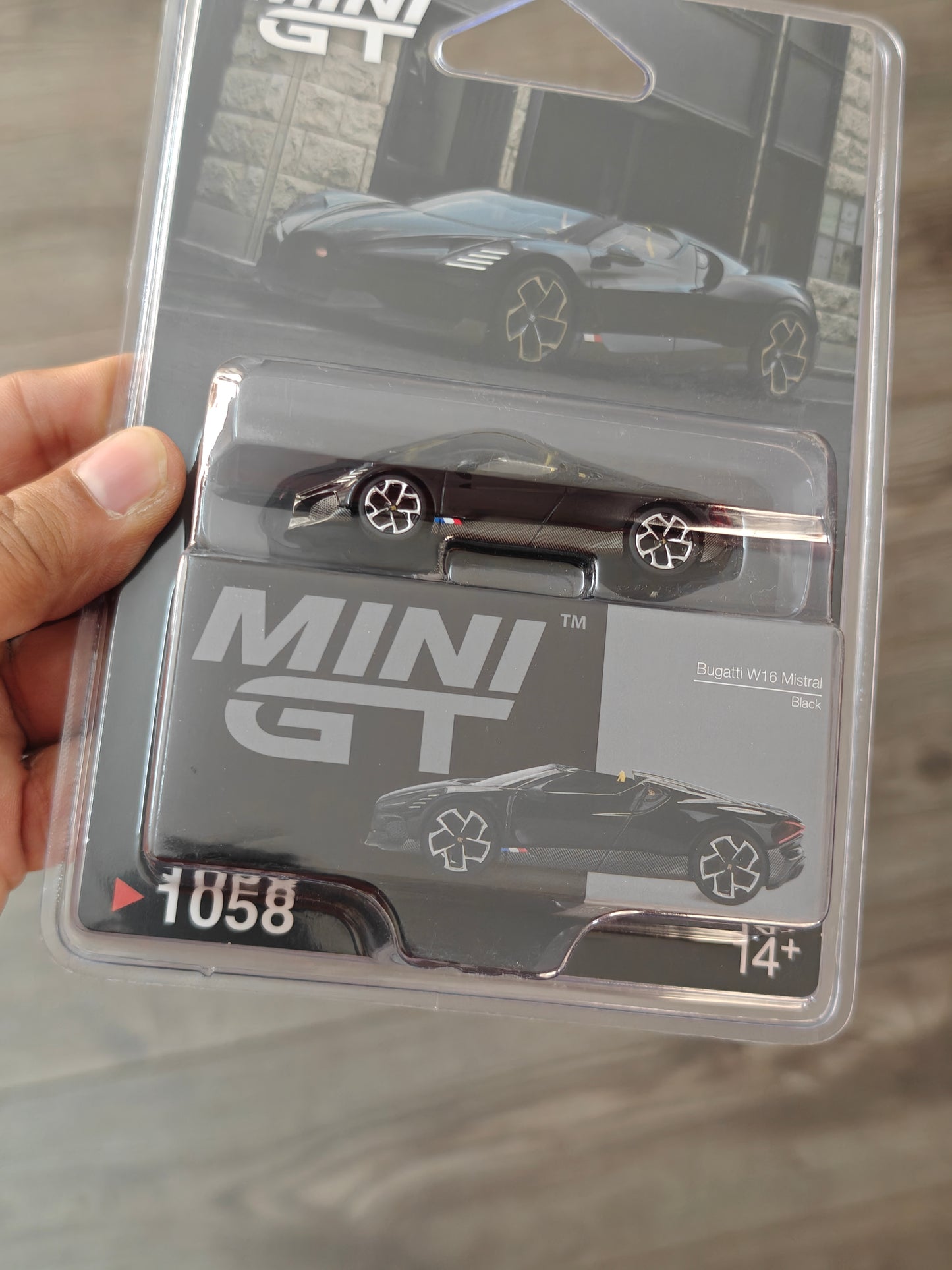 Mini GT Bugatti W16 Mistral (Black)