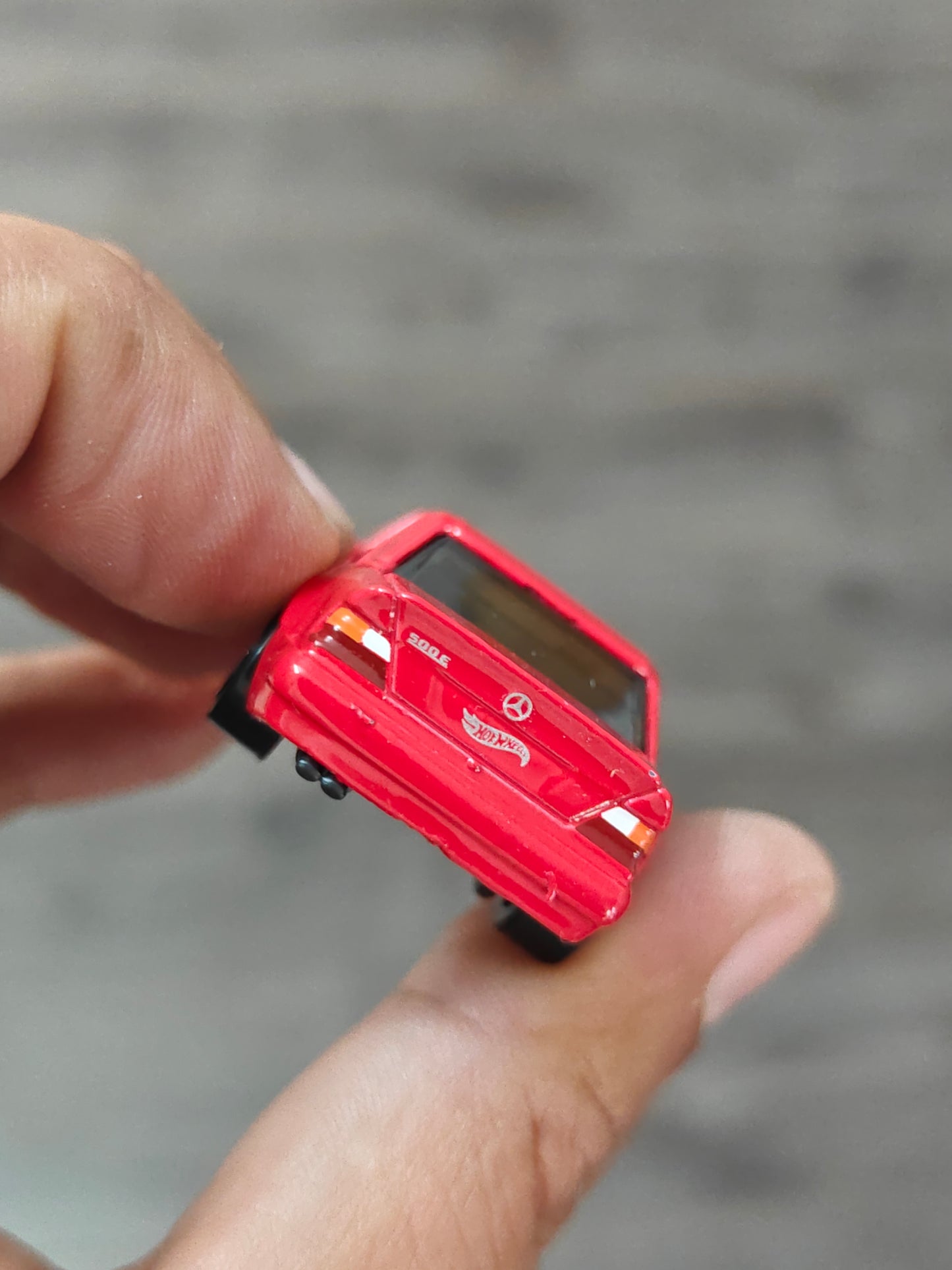 Hot Wheels Mercedes-Benz 500 E - Red (Uncarded - New)