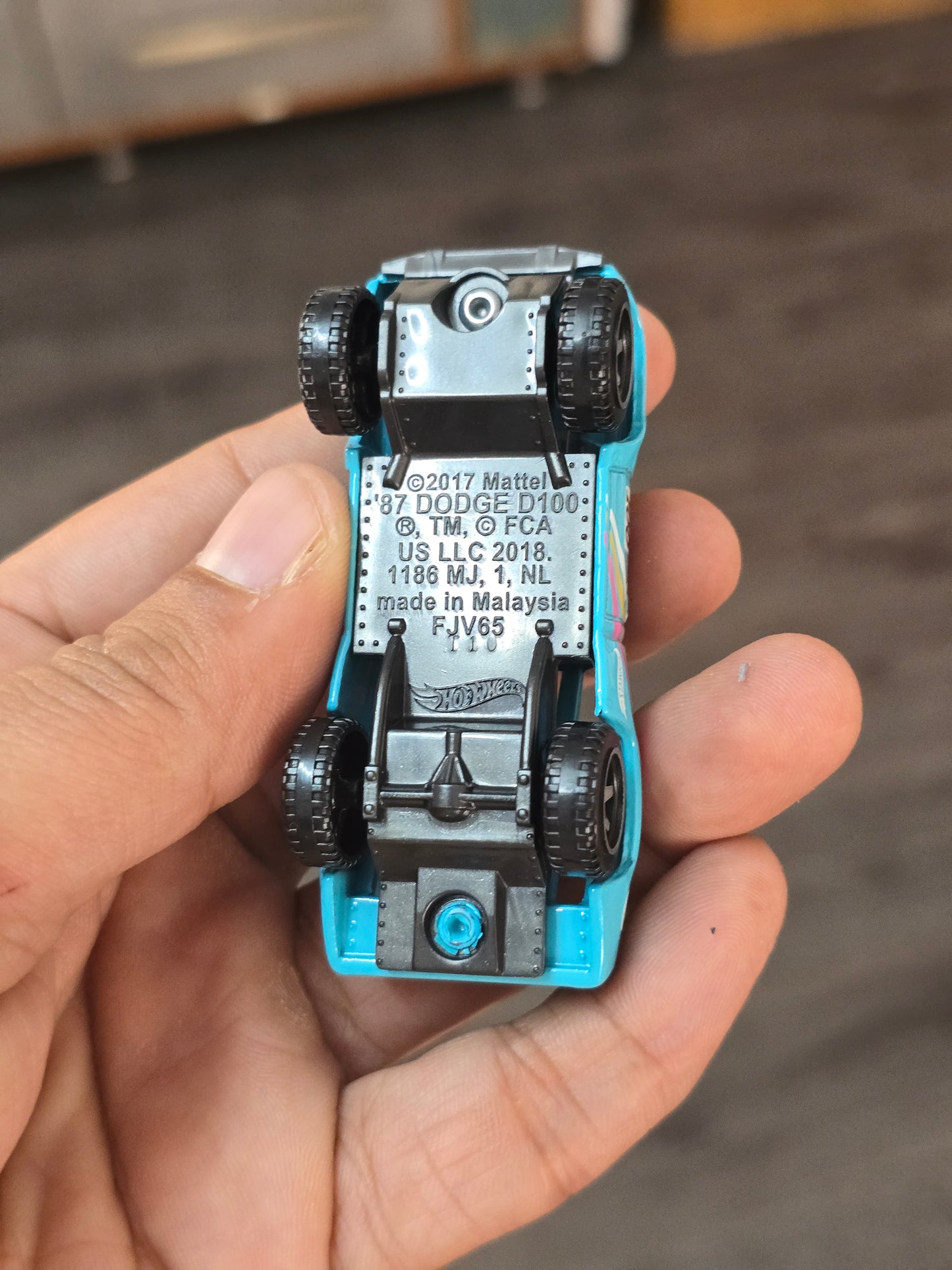 Hot Wheels 1987 Dodge D100 - Turquoise (Uncarded - New)