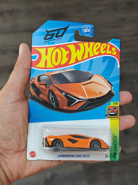 Hot Wheels Lamborghini Sian FKP 37 - Orange (Imported)