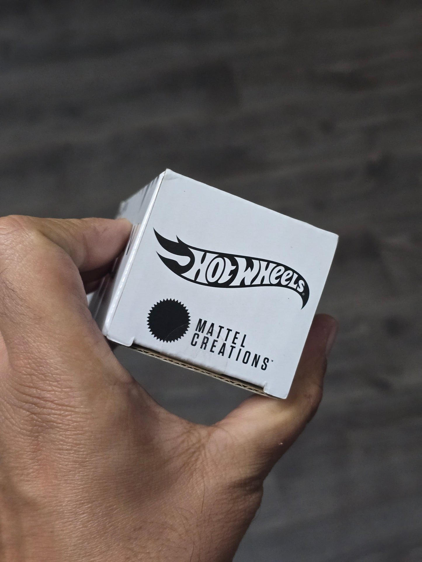 RLC Hot Wheels 1986 Nissan 720 King Cab (Spectraflame Dark Purple)