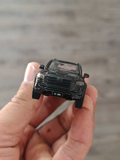 Massdi Toyota Land Cruiser LC300 Black Edition