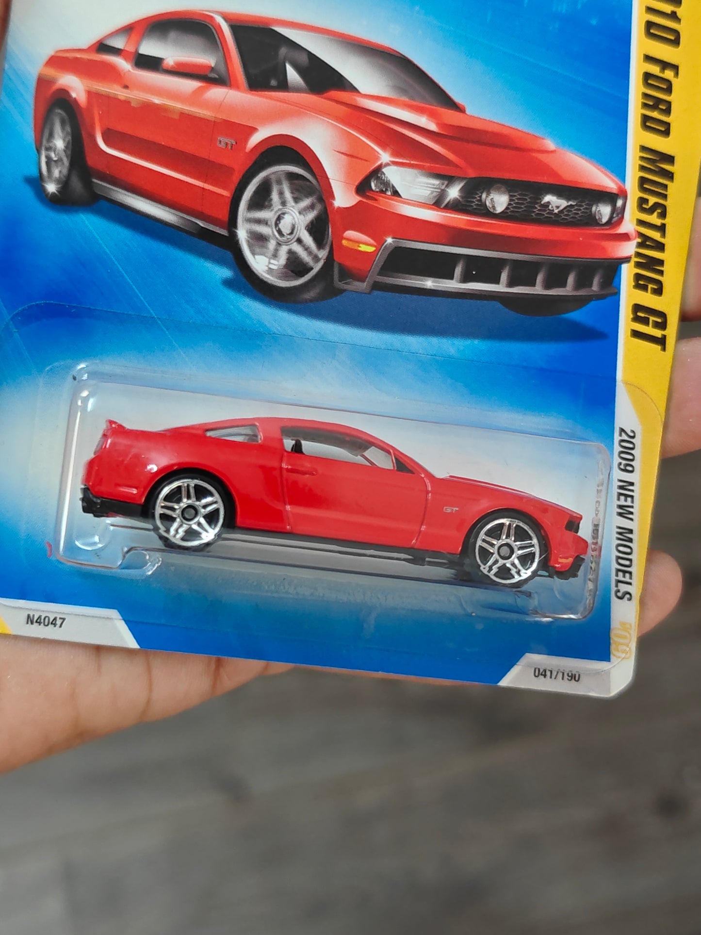 Hot Wheels 2010 Ford Mustang GT - Red (Imported)