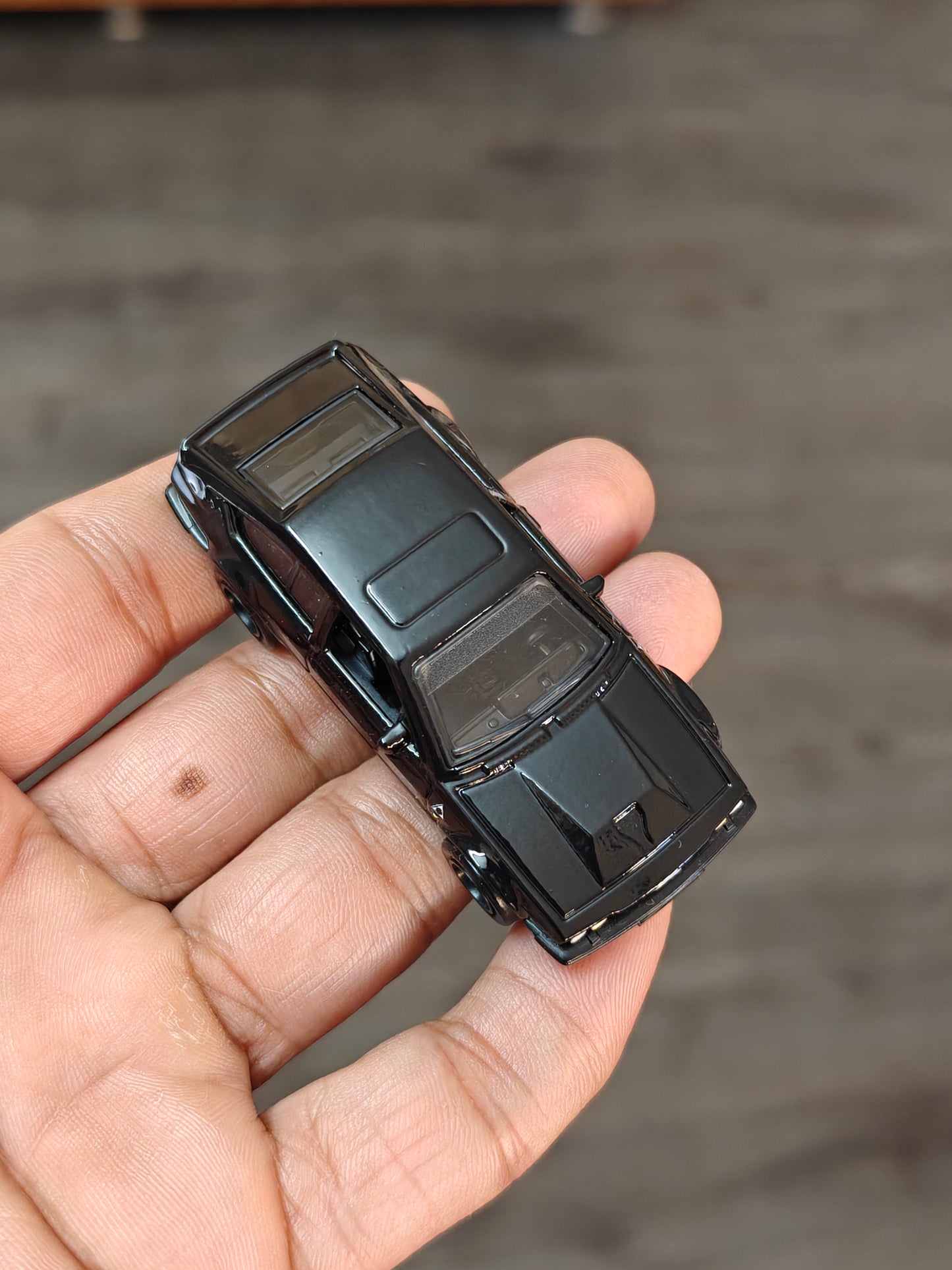 Premium Hot Wheels Alfa Romeo GTV6 3.0 CHASE 0/5 (Uncarded - With Card)