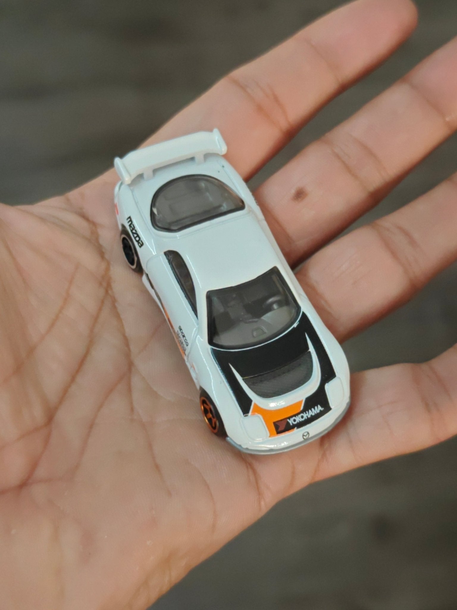 Silver Series Hot Wheels 1995 Mazda RX - 7 Drift - White (Uncarded - New) - Kinder Logs