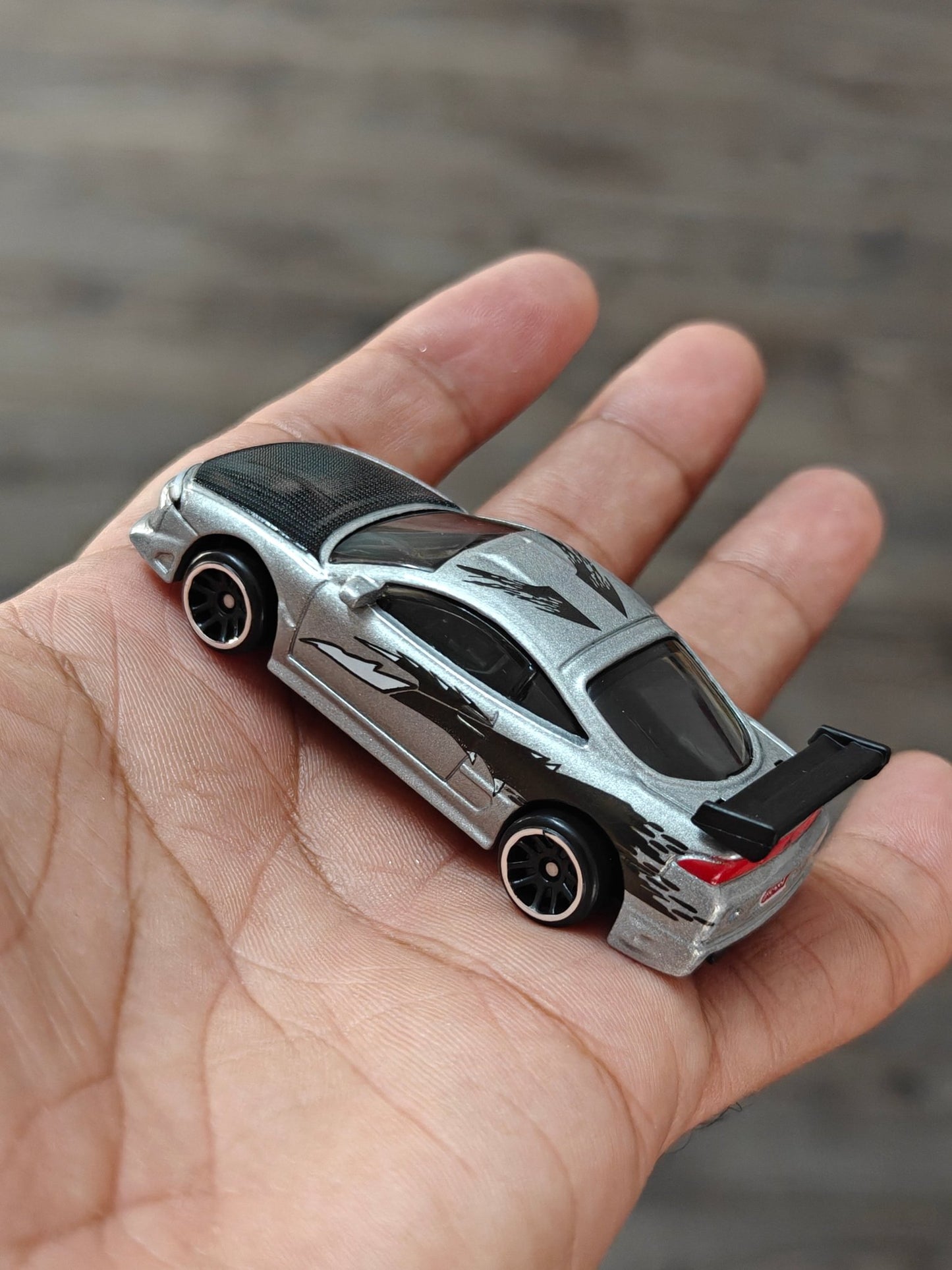 Silver Series Hot Wheels 1995 Mitsubishi Eclipse (Uncarded - New) - Kinder Logs