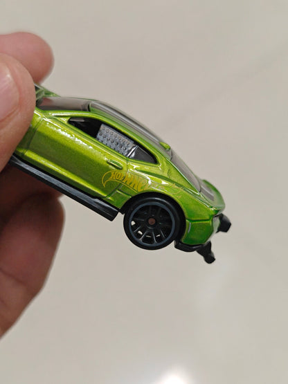 Silver Series Hot Wheels 2018 COPO Camaro SS (Uncarded - New) - Kinder Logs