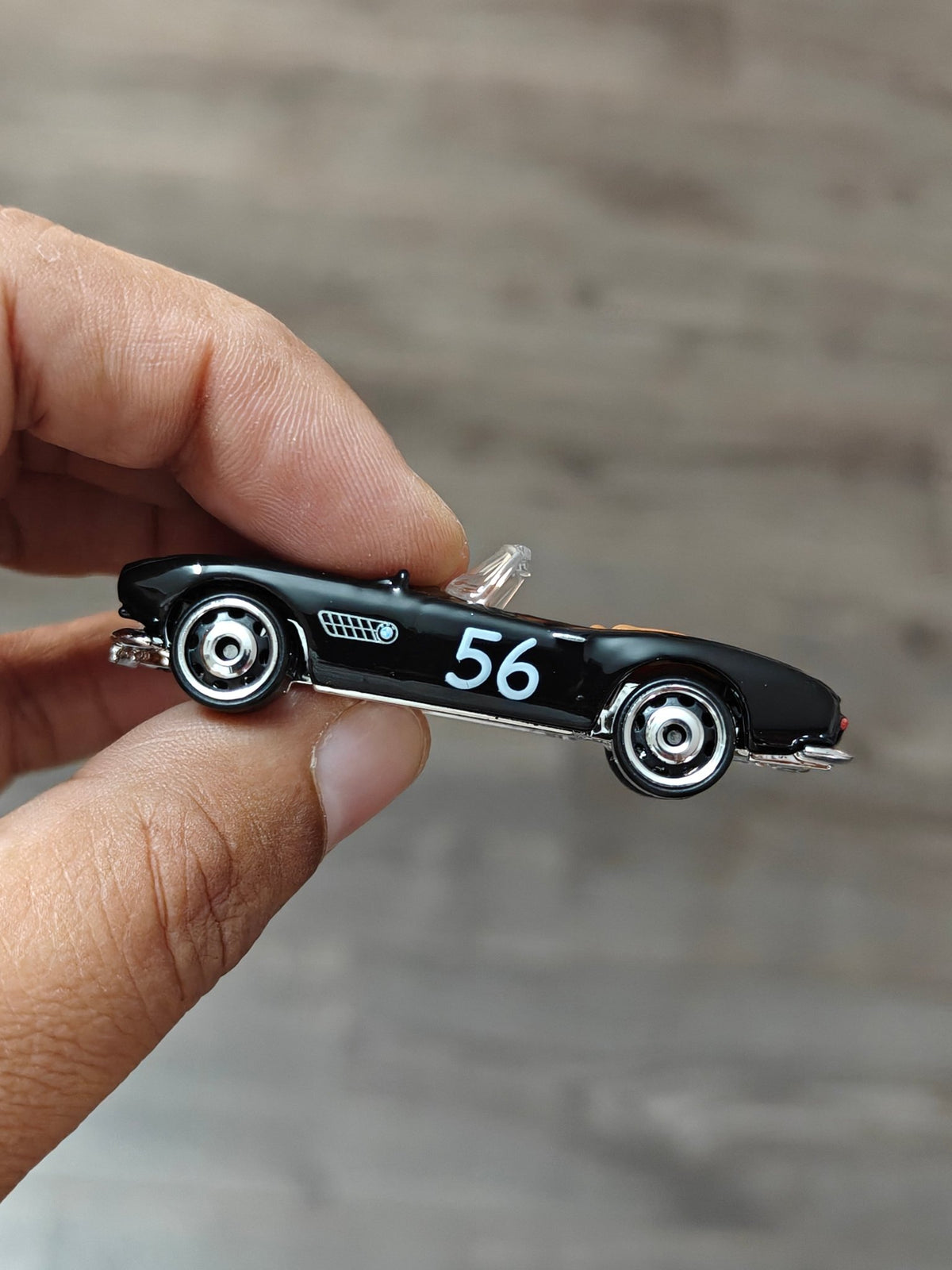Silver Series Hot Wheels BMW 507 (Uncarded - New) - Kinder Logs
