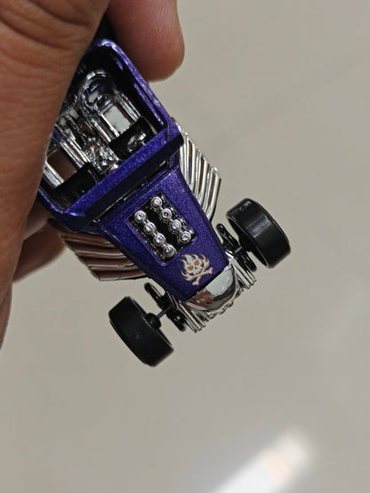 Silver Series Hot Wheels Bone Shaker (Uncarded - New) - Kinder Logs