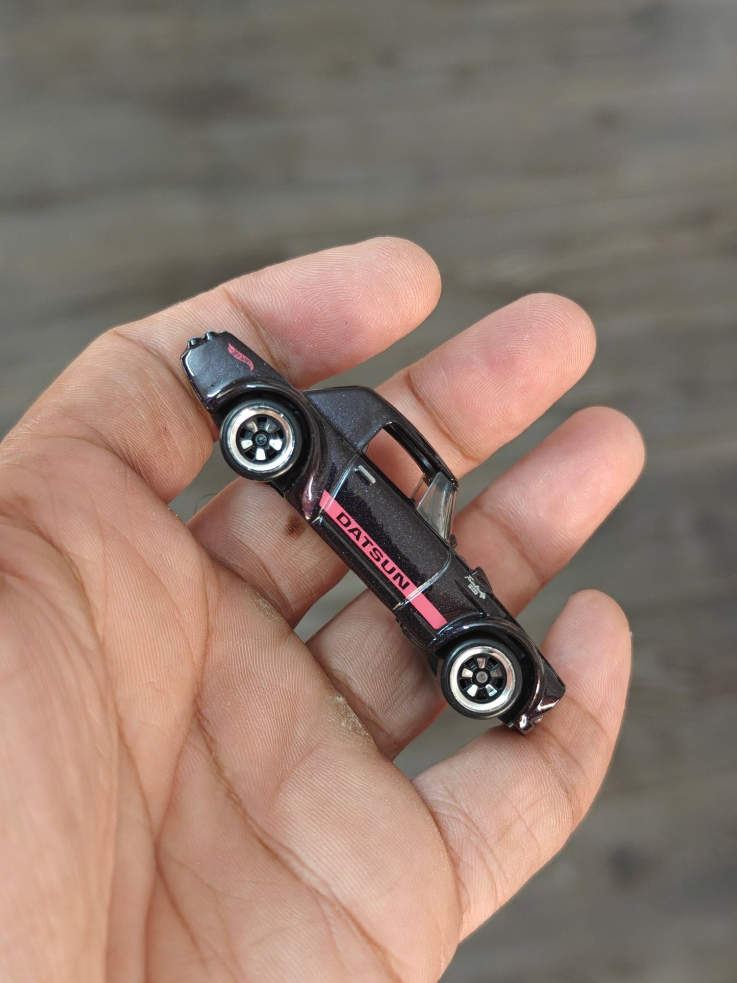 Silver Series Hot Wheels Datsun Fairlady 2000 - Black (Uncarded - New) - Kinder Logs