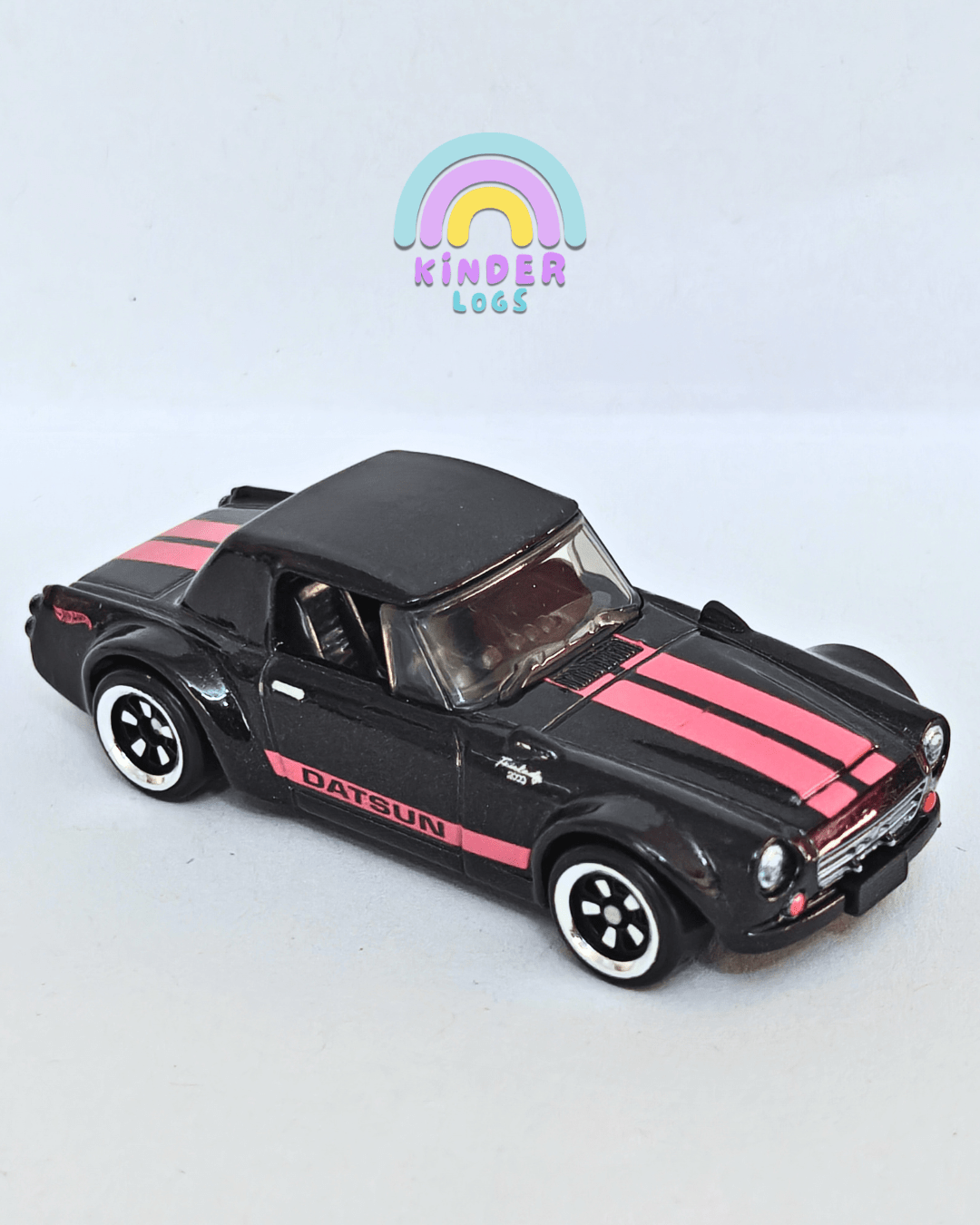 Silver Series Hot Wheels Datsun Fairlady 2000 - Black (Uncarded - New) - Kinder Logs
