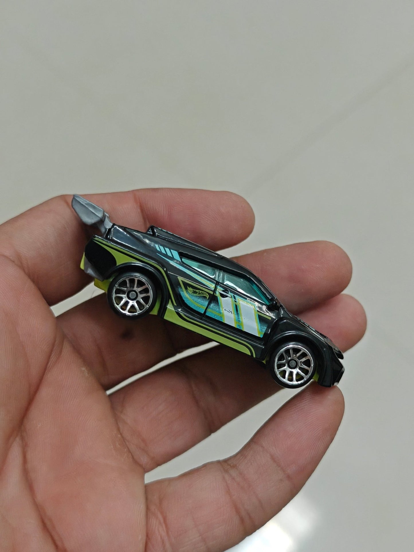 Silver Series Hot Wheels Loop Coupe - Black (Uncarded - New) - Kinder Logs