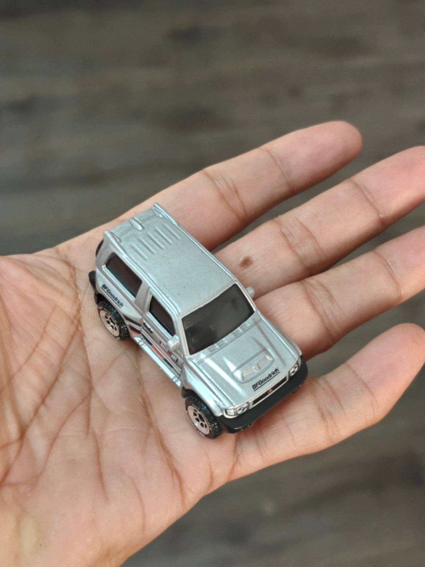 Silver Series Hot Wheels Mitsubishi Pajero Evolution - Silver (Uncarded - New) - Kinder Logs