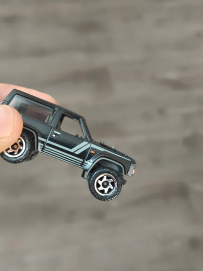 Silver Series Hot Wheels Nissan Patrol Custom - Black (Uncarded - New) - Kinder Logs