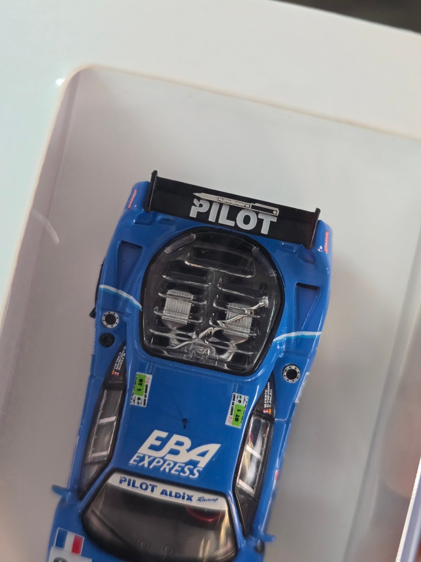 Tarmac Works IXO Ferrari F40 LM - 24h of Le Mans 1995 - Kinder Logs