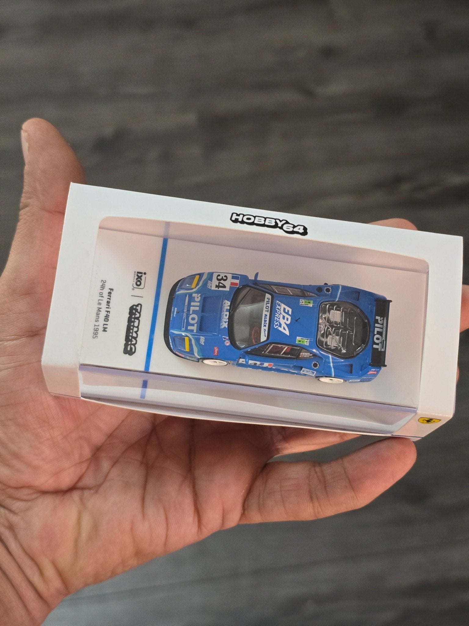 Tarmac Works IXO Ferrari F40 LM - 24h of Le Mans 1995 - Kinder Logs