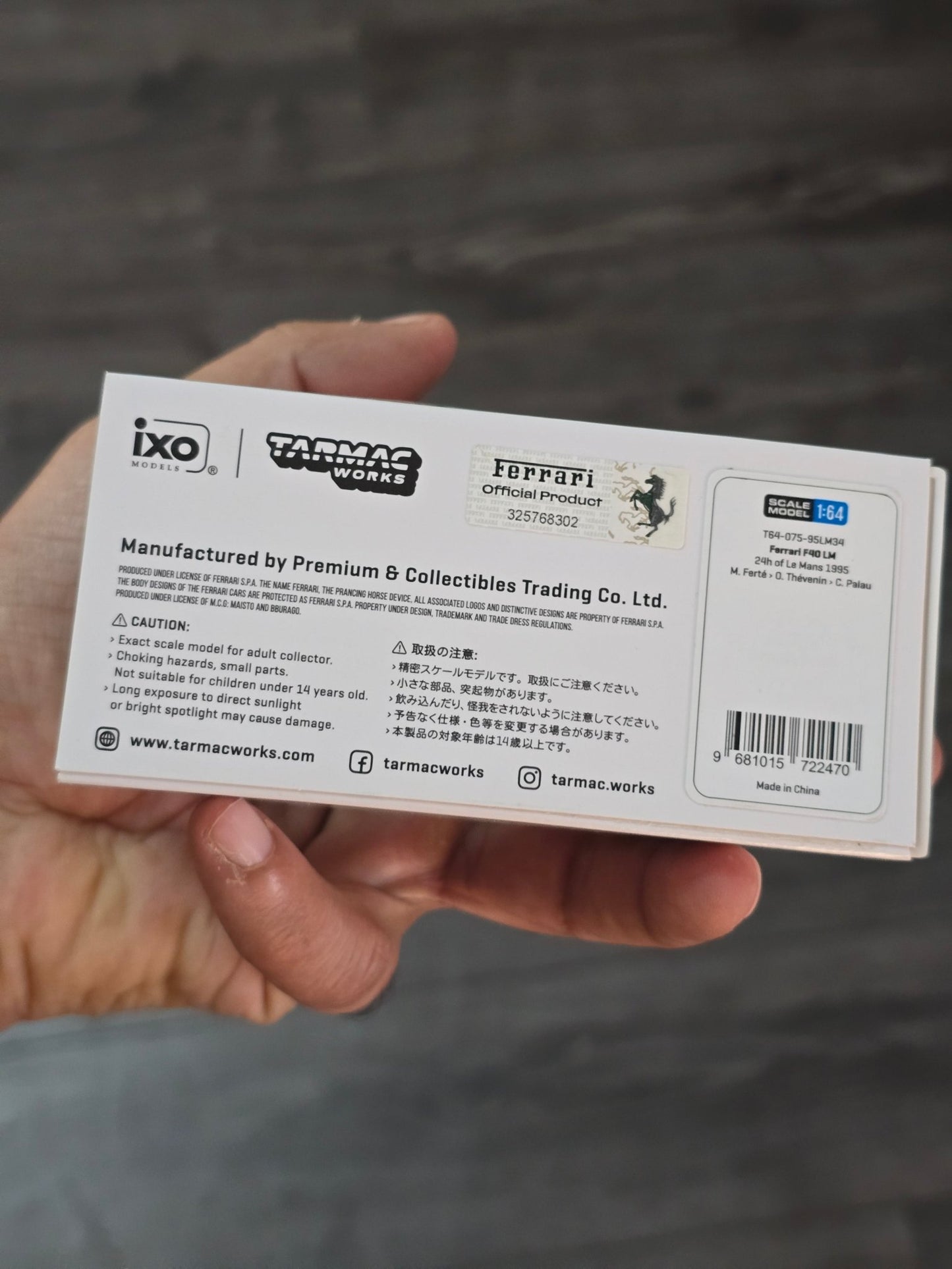 Tarmac Works IXO Ferrari F40 LM - 24h of Le Mans 1995 - Kinder Logs