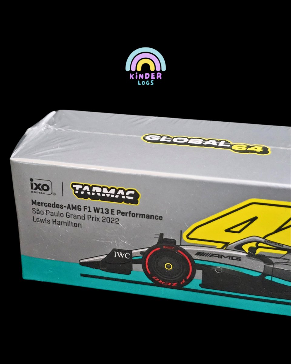 Tarmac Works IXO Mercedes - AMG F1 W13 E Performance (Lewis Hamilton) - Kinder Logs