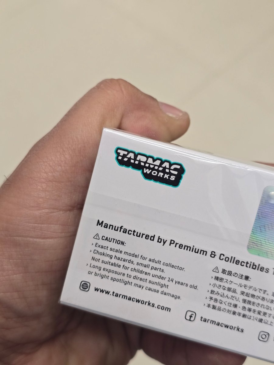Tarmac Works Mercedes - AMG G63 Edition 55 - Kinder Logs
