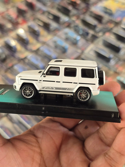 Tarmac Works Mercedes - AMG G63 Edition 55 (Open Box) - Kinder Logs