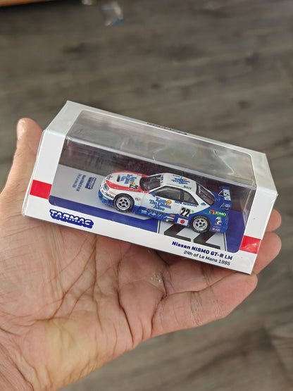 Tarmac Works Nissan NISMO GT - R LM - 24h of Le Mans 1995 (Sealed Box) - Kinder Logs