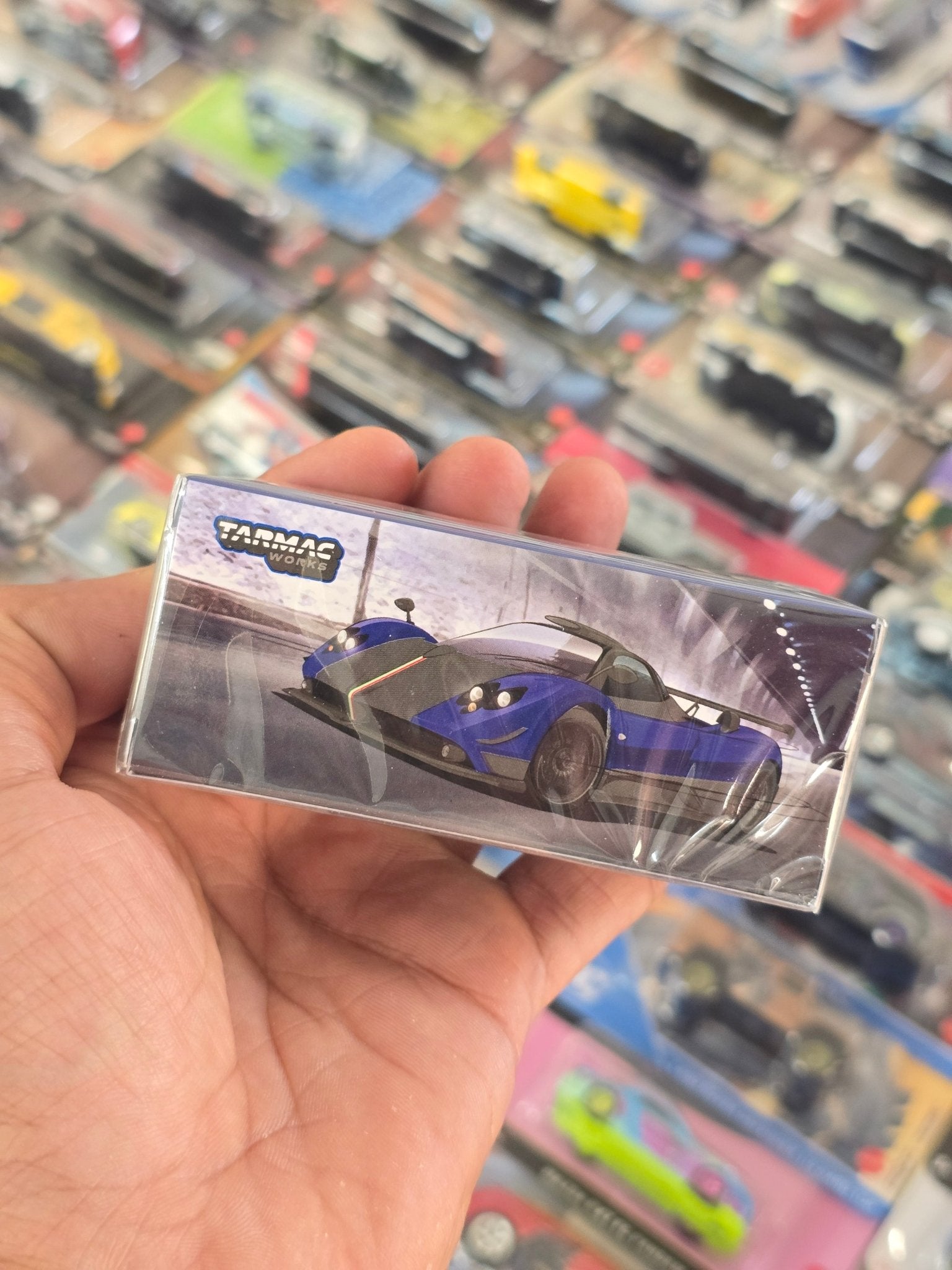 Tarmac Works Pagani Zonda Cinque Blu Francia - Kinder Logs