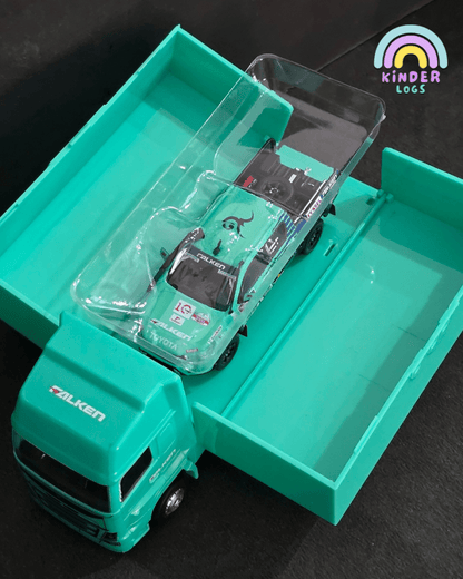 Tarmac Works Toyota Hilux AXCR 2017 with Truck Packaging - Kinder Logs