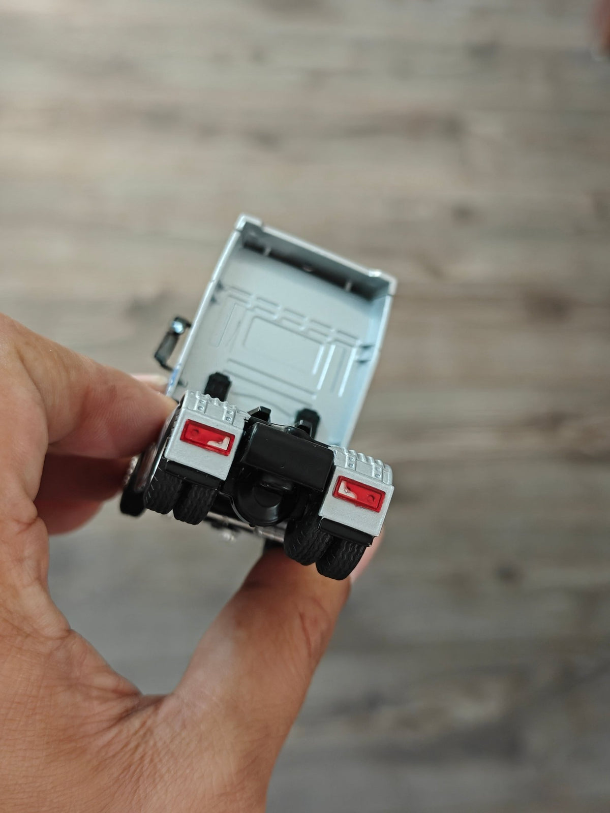 Time Micro Scania Truck - Transformers Mirage Edition (Pre-Owned) - Kinder Logs