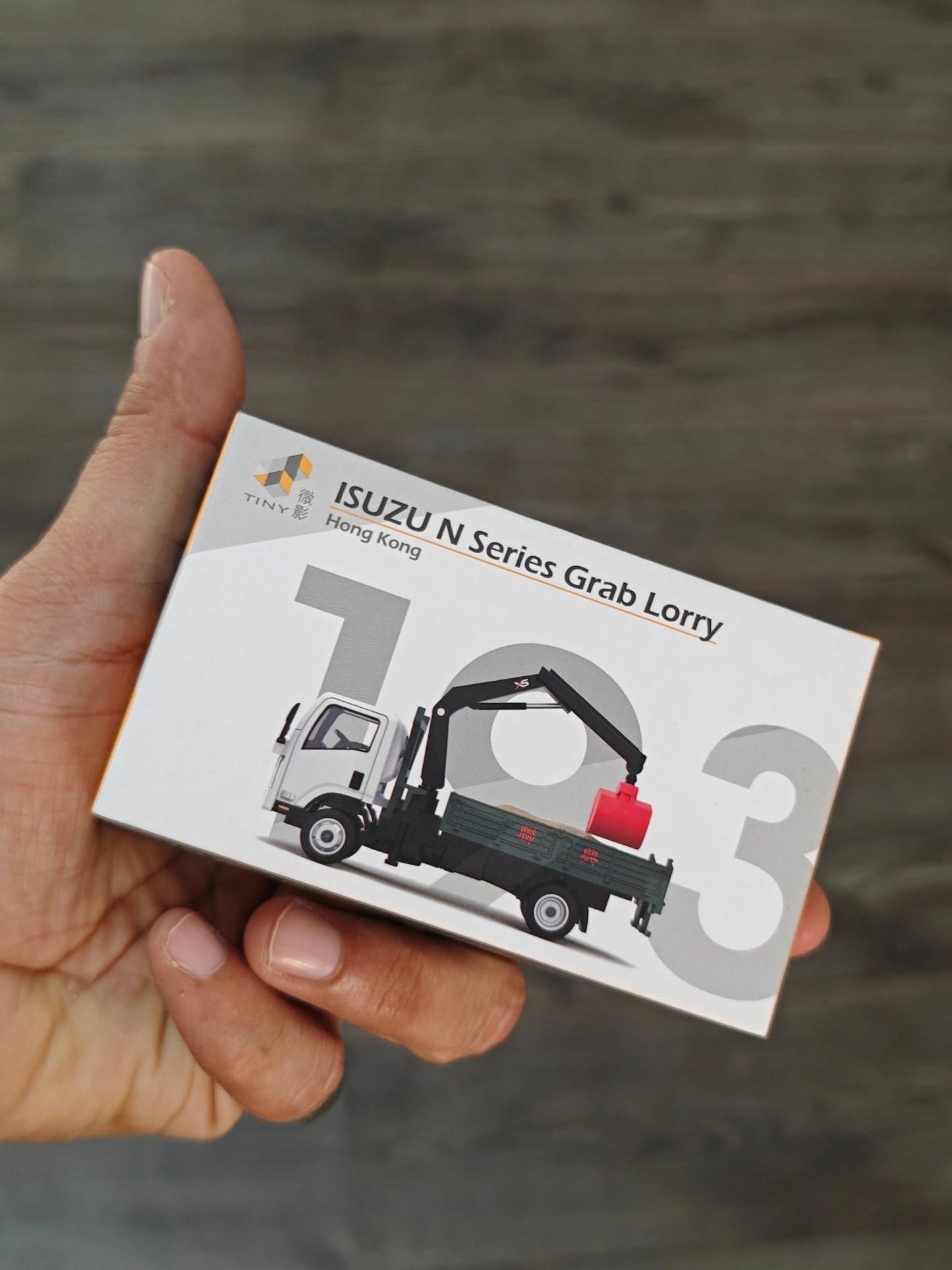 Tiny City Isuzu N Series Grab Lorry Truck (Open Box) - Kinder Logs